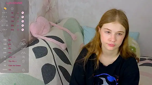 TrissMerigold9 online show from 11-27-25, 08:31