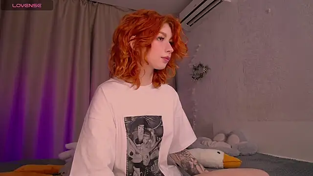 Snapshot of Evaa_Moonn_ chatting on 01-27-25, 10:49 Evaa Moonn online show from 01-27-25, 10:49