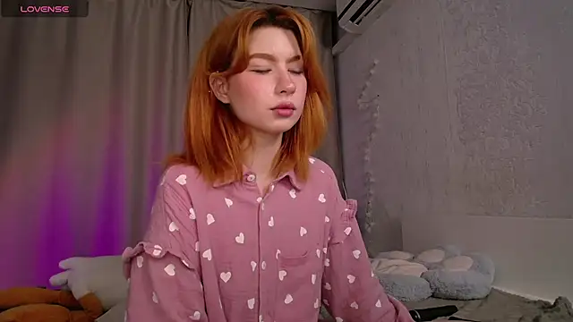 Snapshot of Evaa_Moonn_ chatting on 09-14-25, 11:27 Evaa Moonn online show from 09-14-25, 11:27