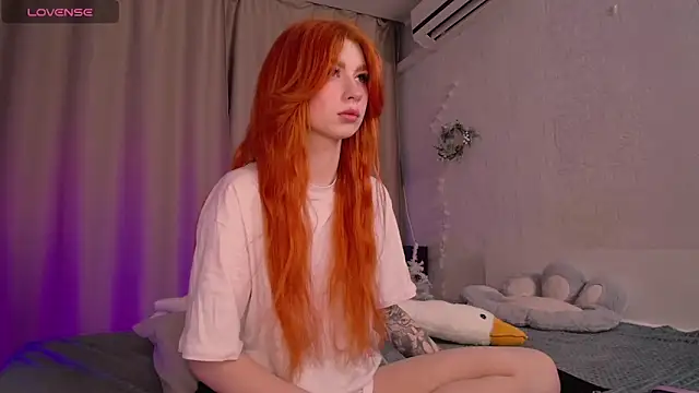 Snapshot of Evaa_Moonn_ chatting on 01-11-25, 11:12 Evaa Moonn online show from 01-11-25, 11:12