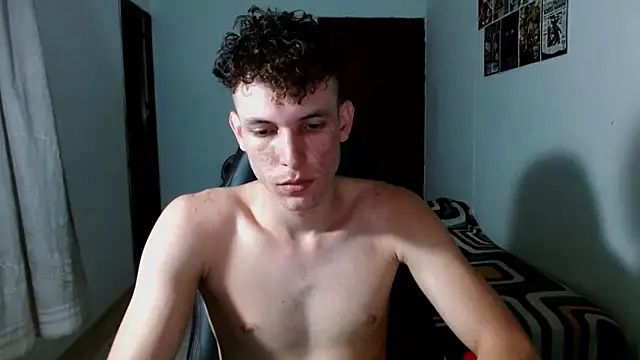 Snapshot of deividcloud36 chatting on 06-17-26, 03:17 deividcloud36 online show from 06-17-26, 03:17