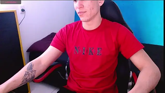 deividcloud36 online show from 03-12-26, 05:39