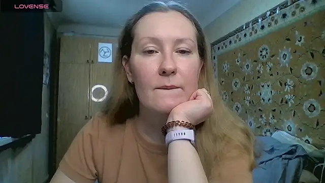 AnnaXLovers online show from 05-14-26, 11:18