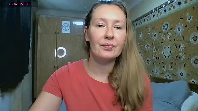 AnnaXLovers online show from 07-16-26, 08:44