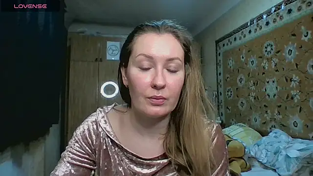 AnnaXLovers online show from 02-20-26, 12:29