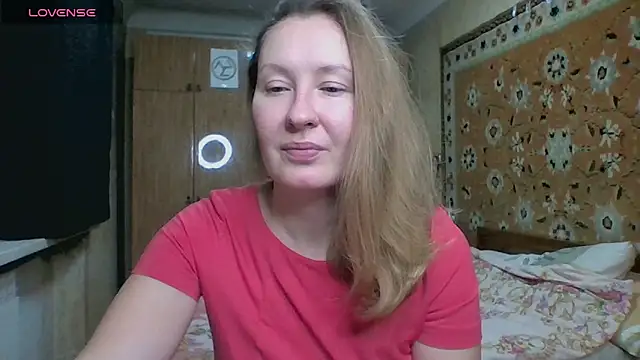 AnnaXLovers online show from 11-12-25, 06:50