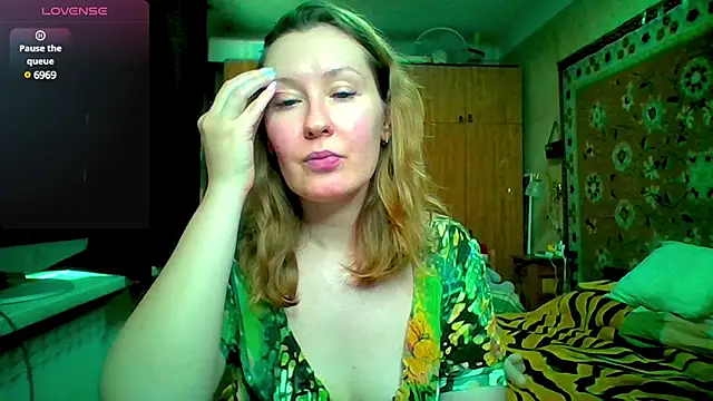 AnnaXLovers online show from 03-21-25, 09:56
