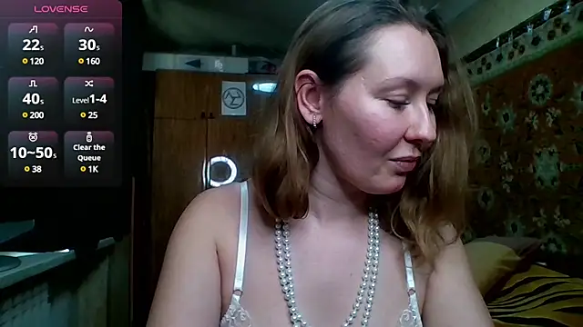 AnnaXLovers online show from 02-17-25, 12:49