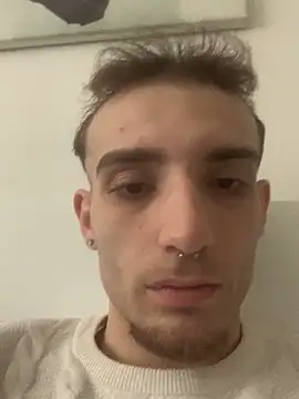 Snapshot of LaMaterialista chatting on 03-18-26, 11:13 LaMaterialista online show from 03-18-26, 11:13