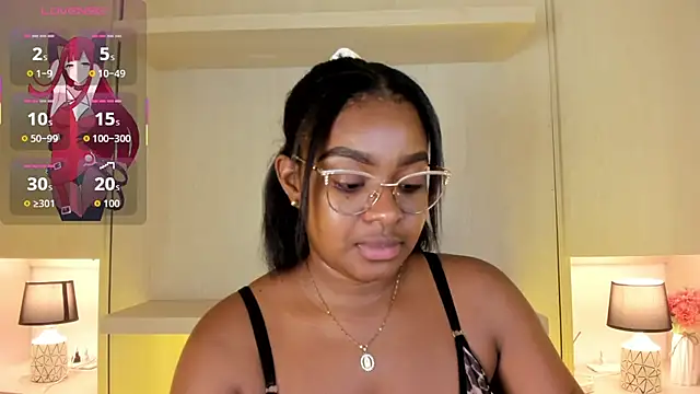 Snapshot of tamaraa_smiith chatting on 11-11-25, 08:03 tamaraa smiith online show from 11-11-25, 08:03