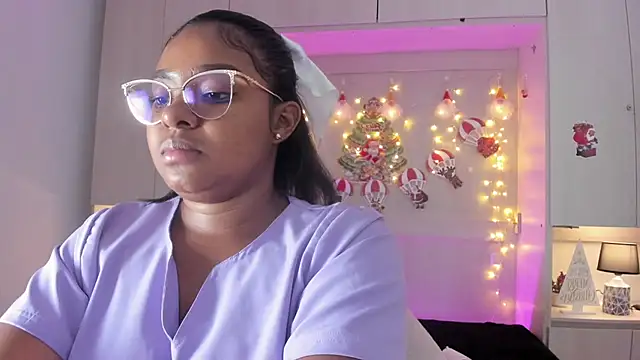 Snapshot of tamaraa_smiith chatting on 12-04-25, 08:41 tamaraa smiith online show from 12-04-25, 08:41