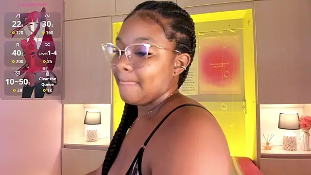 Snapshot of tamaraa_smiith chatting on 10-27-25, 07:48 tamaraa smiith online show from 10-27-25, 07:48