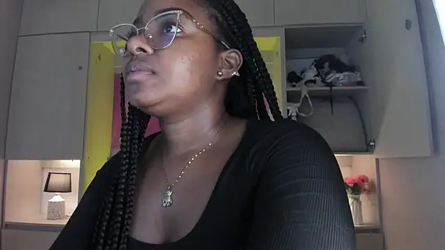 tamaraa smiith online show from 04-04-26, 07:42