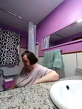 Bayou Woman68 online show from 05-05-26, 03:37