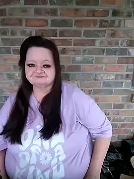 Bayou Woman68 online show from 11-06-25, 10:25