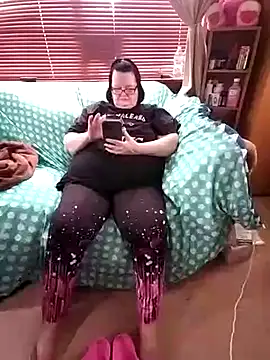 Bayou Woman68 online show from 07-13-26, 07:46