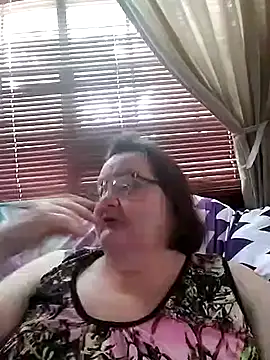 Bayou Woman68 online show from 06-21-26, 02:23