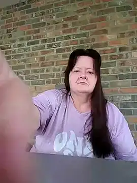 Bayou Woman68 online show from 11-07-25, 07:07