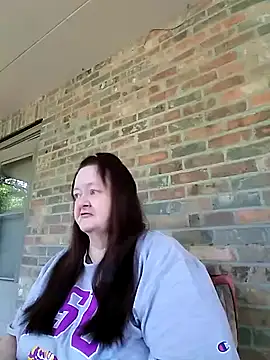 Bayou Woman68 online show from 10-14-25, 03:34