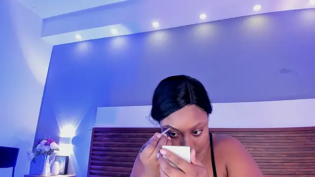 Adelehottman online show from 12-23-25, 02:00