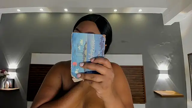 Adelehottman online show from 12-18-25, 12:09