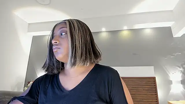 Adelehottman online show from 12-04-25, 12:04