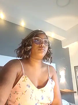 Adelehottman online show from 11-08-25, 02:20