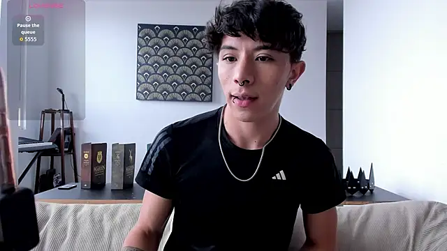 im  thomass online show from 11-28-25, 08:31