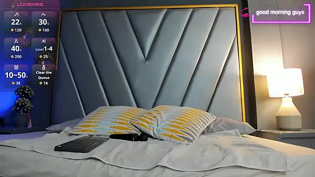 BrendaAdams  online show from 11-04-25, 10:30