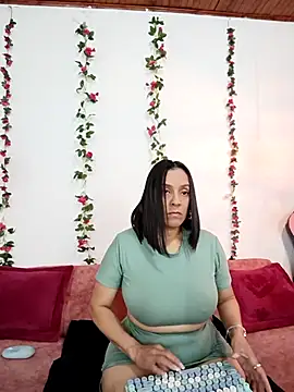 ariana lavoie- online show from 11-11-25, 06:47