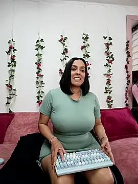 ariana lavoie- online show from 09-19-25, 08:57