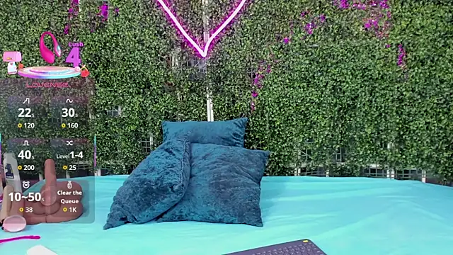 Snapshot of emy_0 chatting on 02-05-26, 07:32 emy 0 online show from 02-05-26, 07:32