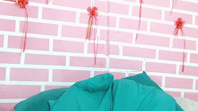 emy 0 online show from 03-16-25, 12:55