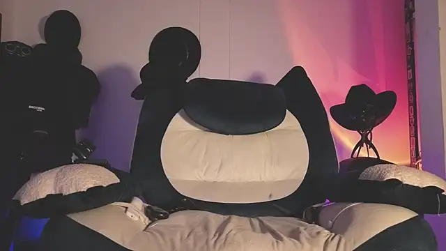 Ash gusbig online show from 03-15-26, 03:35