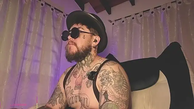 Ash gusbig online show from 04-12-26, 03:21