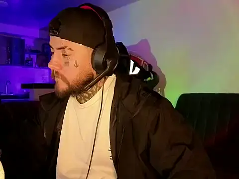 Ash gusbig online show from 02-25-26, 03:51