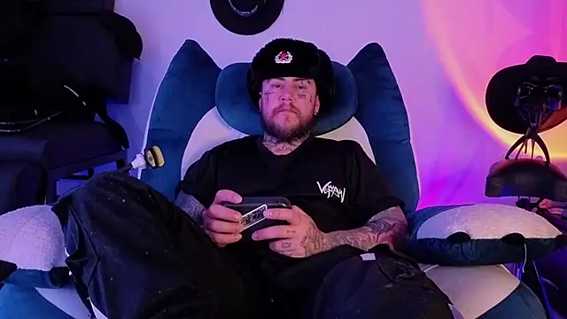 Ash gusbig online show from 03-07-26, 03:02