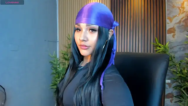 ArigyGomez online show from 10-22-25, 05:01