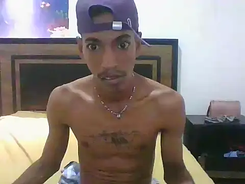 AlbertBigCock online show from 04-10-26, 01:18