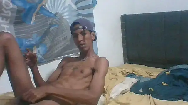 AlbertBigCock online show from 06-24-26, 03:38