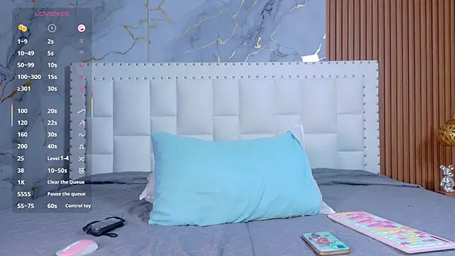 Snapshot of indianschoolgirl chatting on 02-05-26, 07:43 indianschoolgirl online show from 02-05-26, 07:43