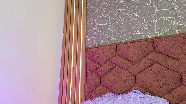 cattaleya    online show from 03-15-25, 01:08