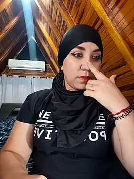 AmbarBurhan online show from 02-06-26, 04:25