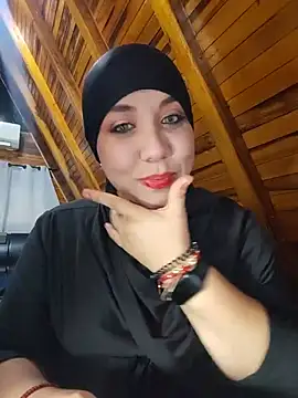 Snapshot of AmbarBurhan chatting on 06-19-26, 04:02 AmbarBurhan online show from 06-19-26, 04:02