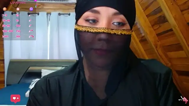 AmbarBurhan online show from 11-13-25, 04:22