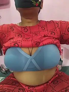 Snapshot of Samarya-78 chatting on 07-03-26, 11:06 Samarya-78 online show from 07-03-26, 11:06
