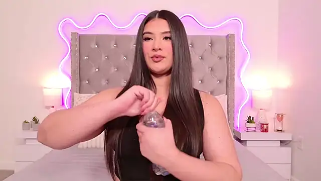 JuliaSUMMERS2022 online show from 11-15-25, 02:59