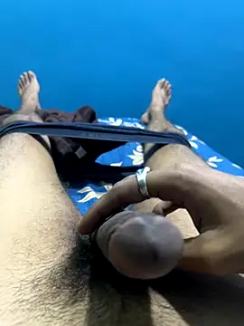 Snapshot of hairydude49 chatting on 10-18-25, 10:12 hairydude49 online show from 10-18-25, 10:12