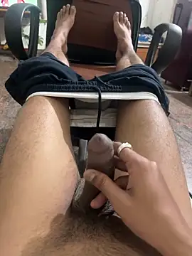 Snapshot of hairydude49 chatting on 09-08-25, 05:34 hairydude49 online show from 09-08-25, 05:34