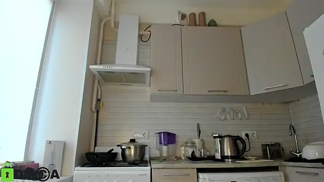  Alice Kitty online show from 03-06-25, 12:09